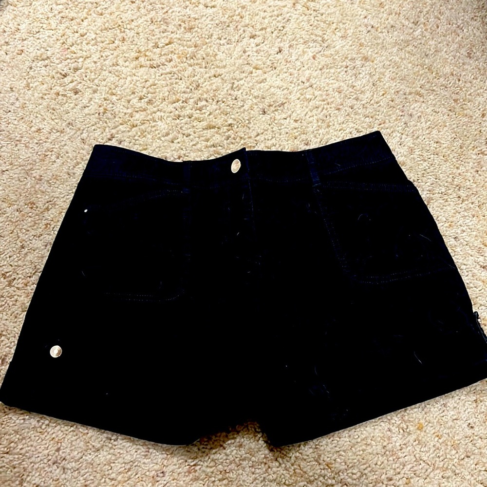 Size 4 White House black market shorts